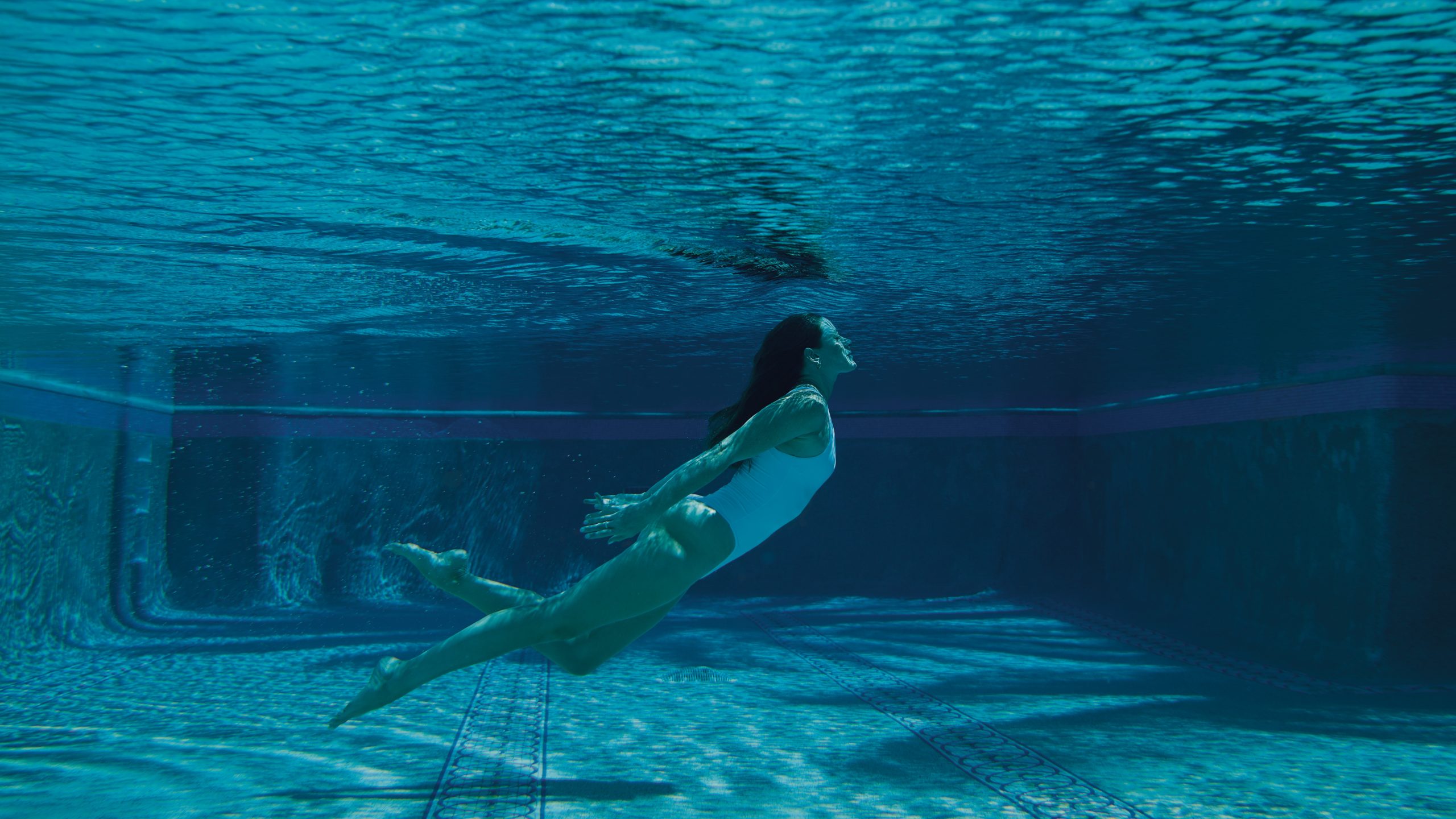 251013 eau palm beach adult pool 2840 scaled